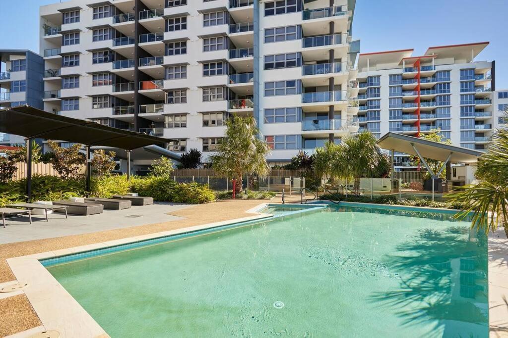 Two Bedroom In Robina Center *